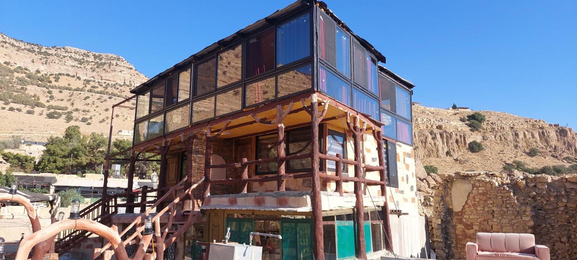 Dana Gate Lodge Екстериор снимка