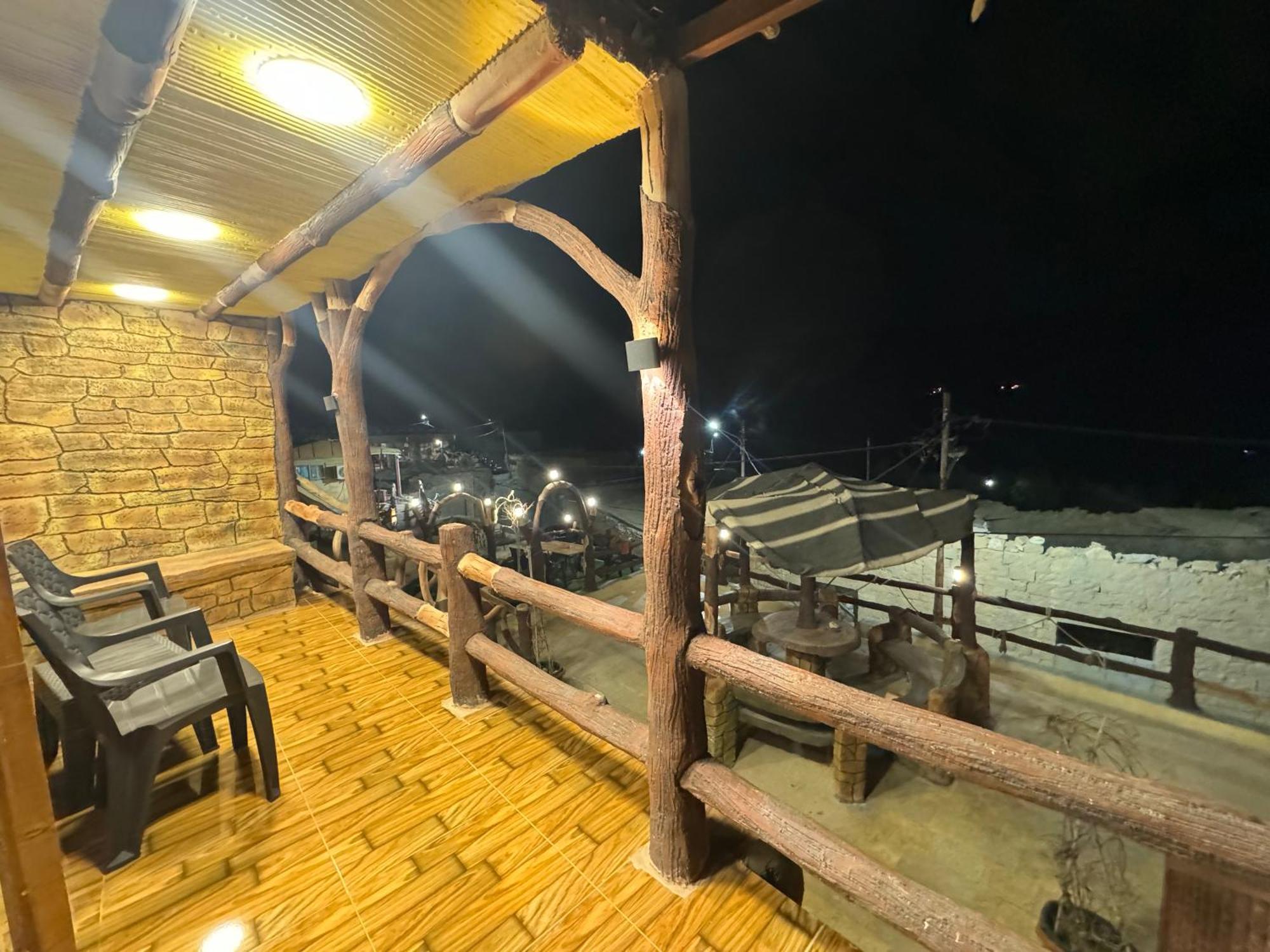 Dana Gate Lodge Екстериор снимка
